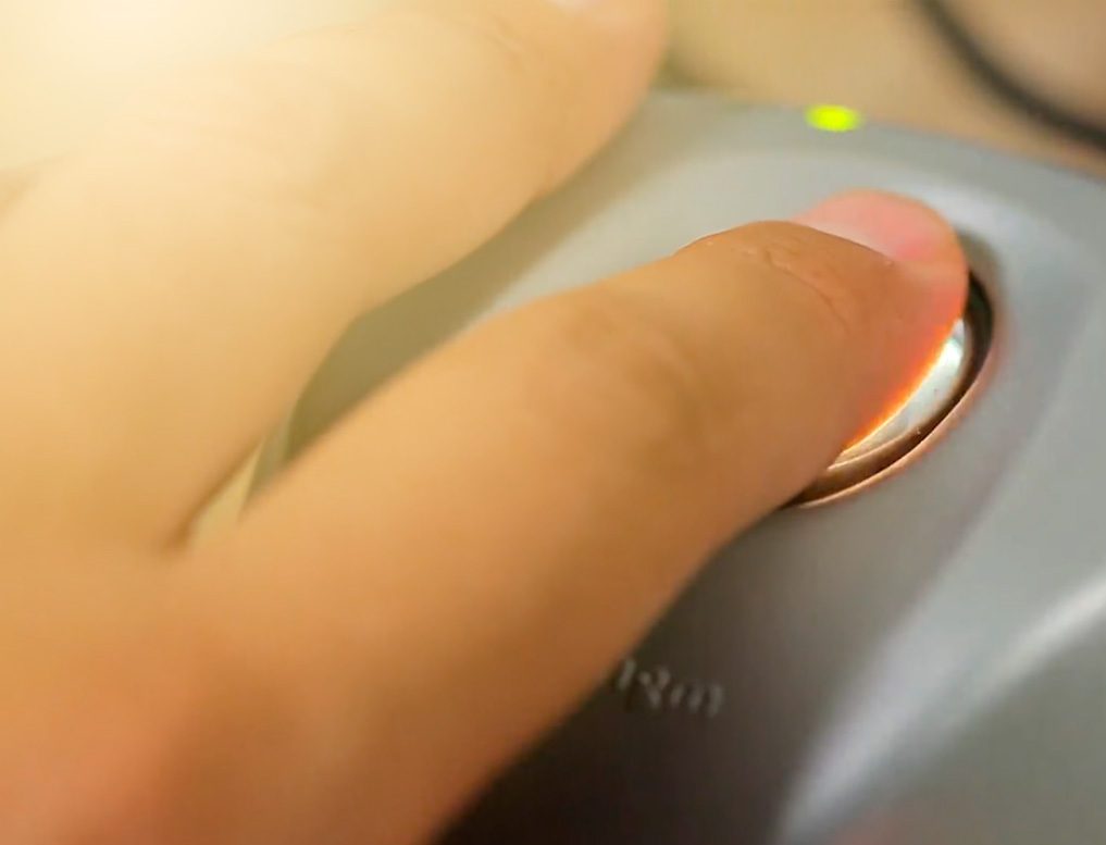 Evitar fraudes e otimizar operações: contribuições da biometria às instituições de saúde