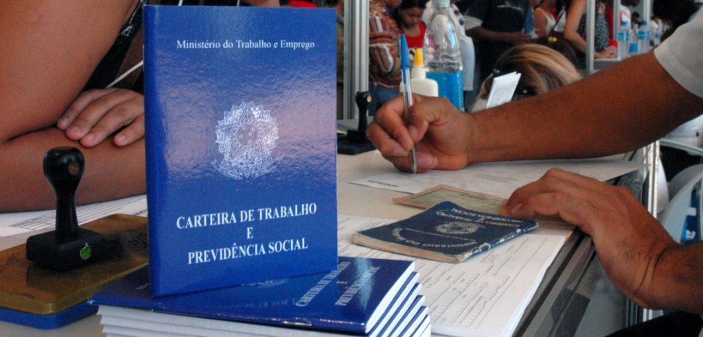 Contratação CLT reduz readmissões hospitalares pela metade na Geriatrics