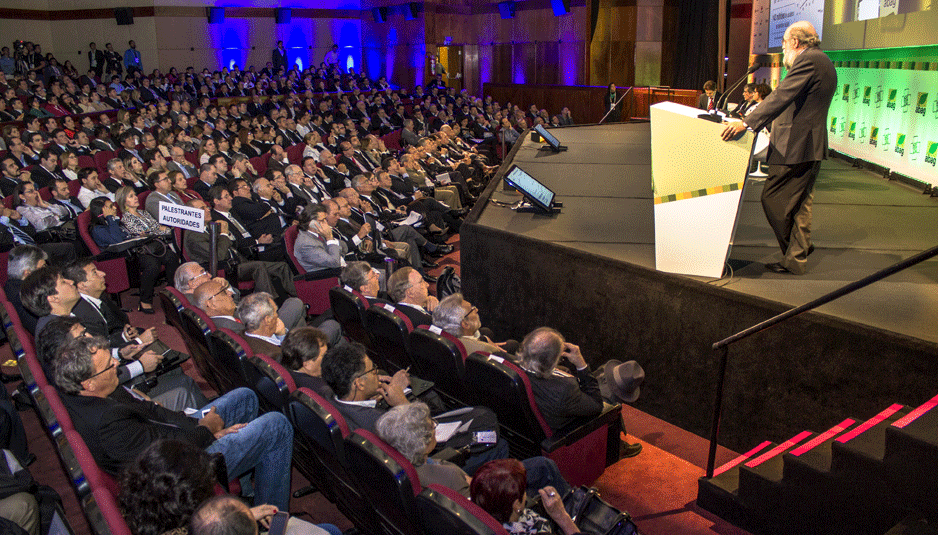 AMB recomenda suspensão de congressos e eventos médicos