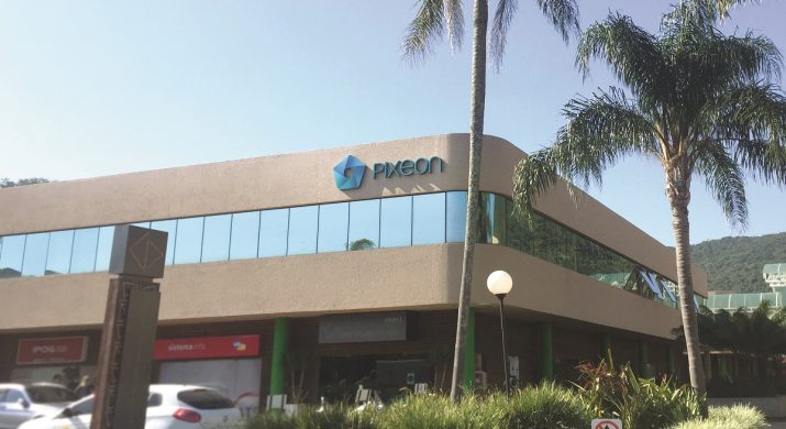 fachada-pixeon-715x390