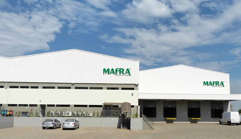 Grupo Mafra investe em fabricação de máscaras em SC para abastecer hospitais brasileiros