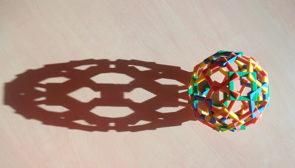 Com impressão 3D, médico cria instrumento para cirurgia de catarata