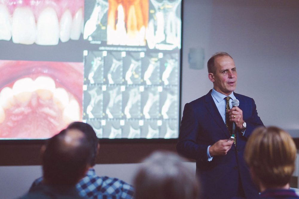 Dr. André Zétola participa de encontro regional do ITI, em londrina, com palestra sobre implantes cerâmicos