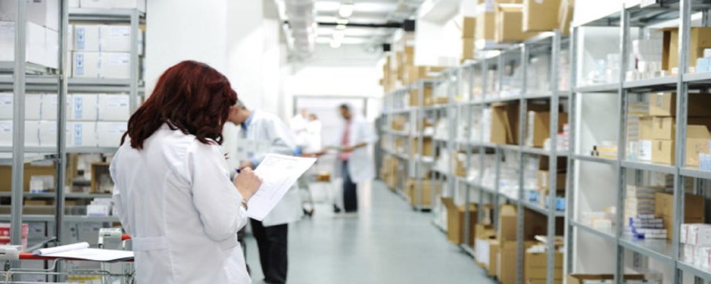 Desafios e benefícios da logística hospitalar no setor público e privado