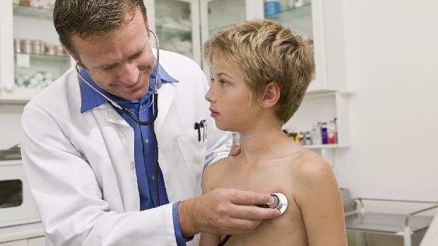 medico-consultorio-paralisacao-20110406-original