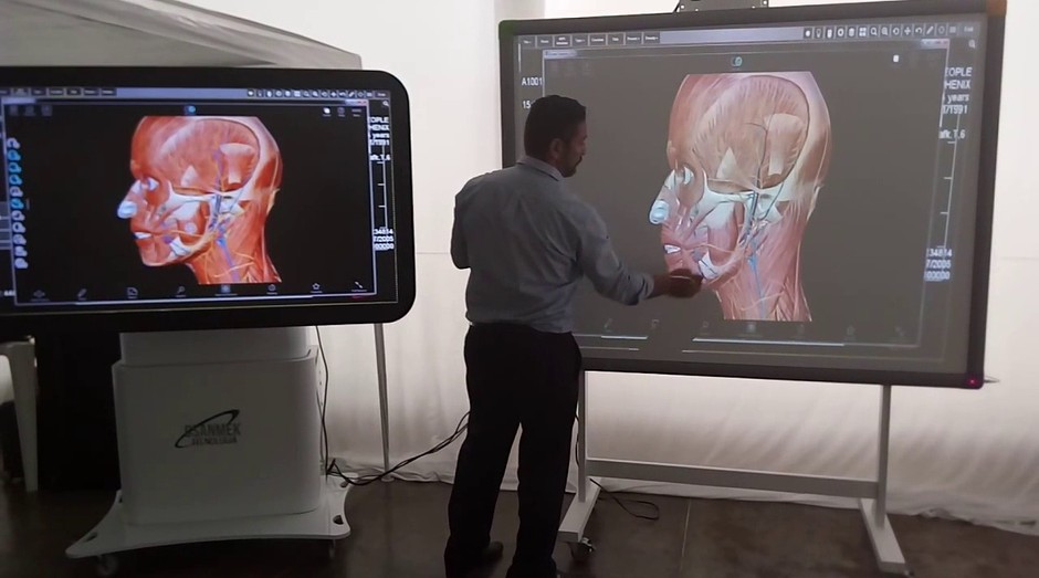 Faculdade de Medicina da Unipar aposta em tecnologia 3D como alternativa ao uso de cadáveres