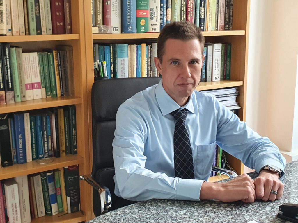 Hutrin debate compliance hospitalar