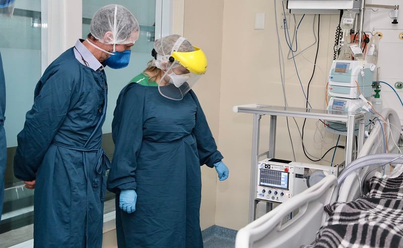 InCor inicia uso de “respirador mecânico” desenvolvido pela USP em pacientes com covid-19