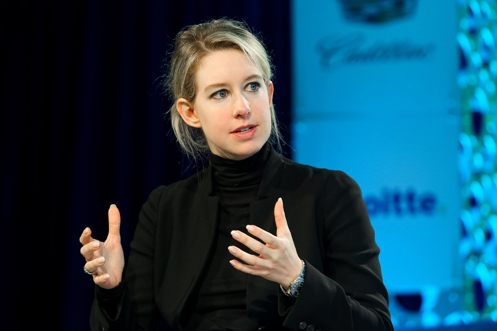 CEO da Theranos foi banida de atividade laboratorial por dois anos