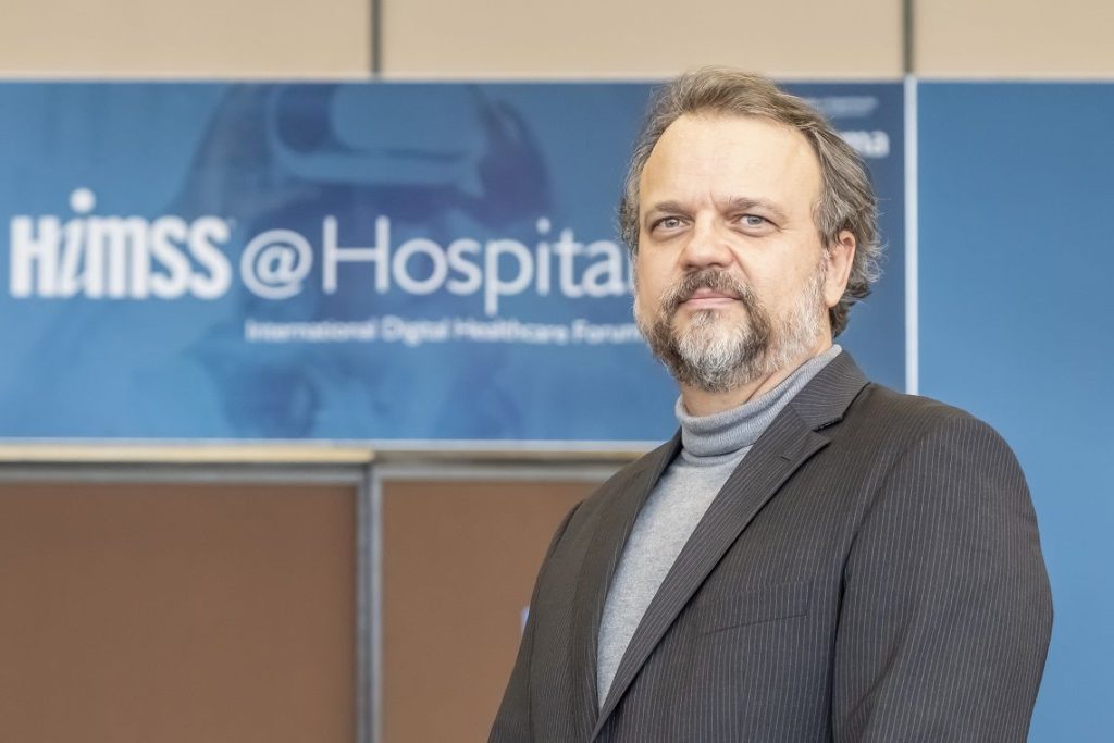 HIMSS@Hospitalar debate crise no setor e gestão digital integrada