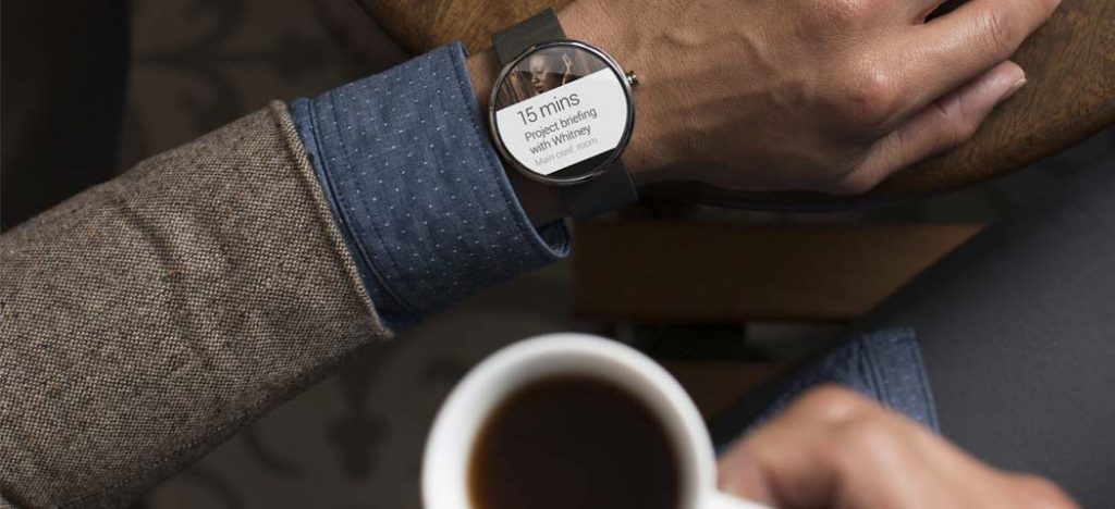 Como está o compromisso dos usuários de wearable devices?