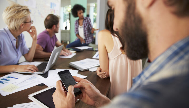 Uso da tecnologia se torna essencial para retomada segura ao trabalho nas organizações