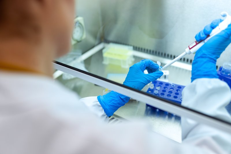 Ainda temos que discutir a importância da ciência no combate à pandemia?