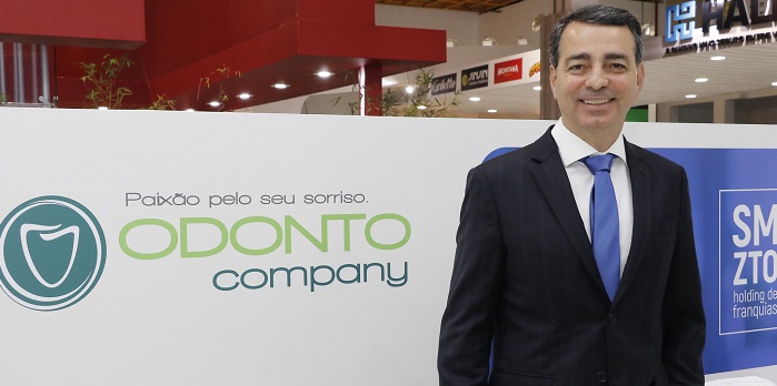 Dr-Paulo-Zahr-OdontoCompany--1-.jpg