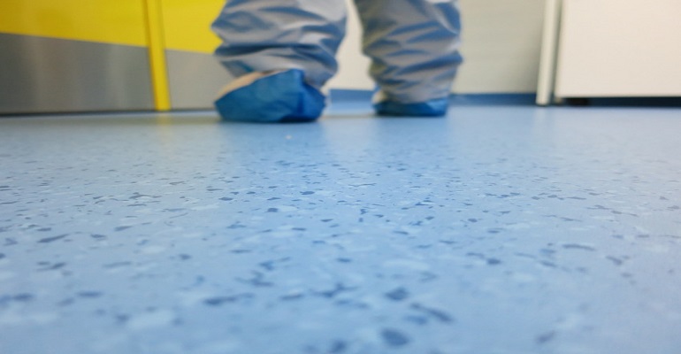 Estudo realizado pela Ace revestimentos indica tratamentos de superfícies que auxiliam no combate à COVID-19