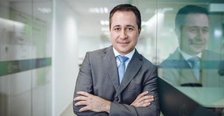 Iomani Engelmann pixeon.jpg