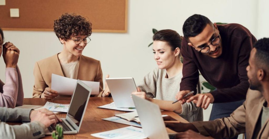 Diversidade e inclusão: quando as empresas lideram a mudança social