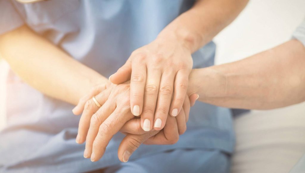 Cuidados paliativos assumem papel estratégico na pandemia