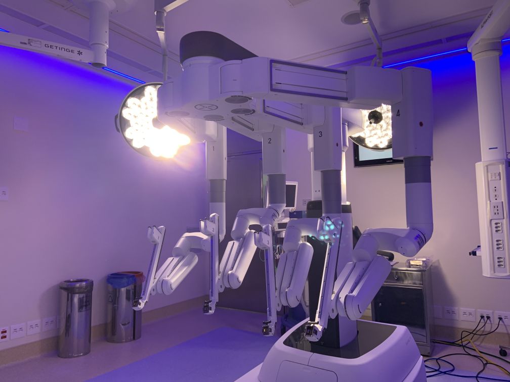 Santa Joana inicia atuação em cirurgia robótica com modelo mais moderno do mercado