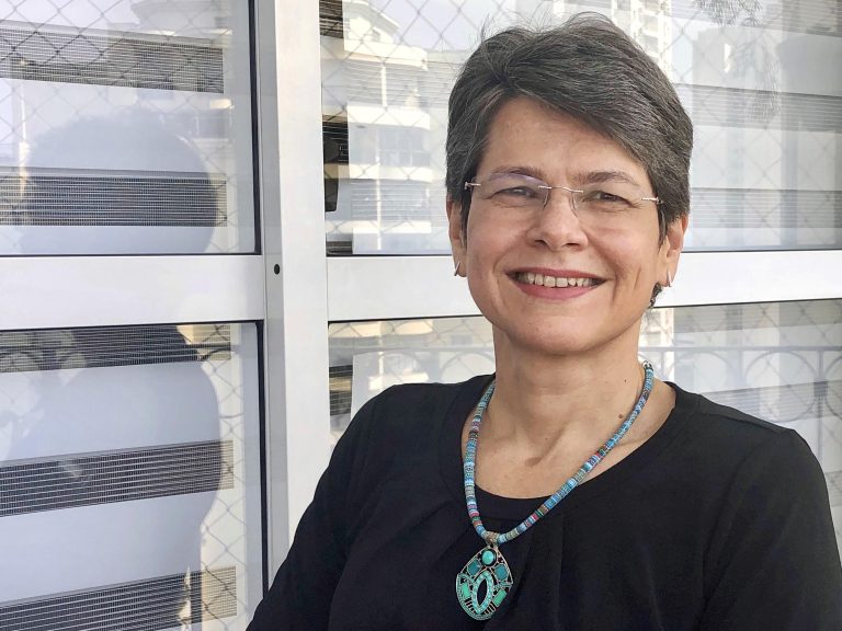 Ana Claudia Rasera.jpg