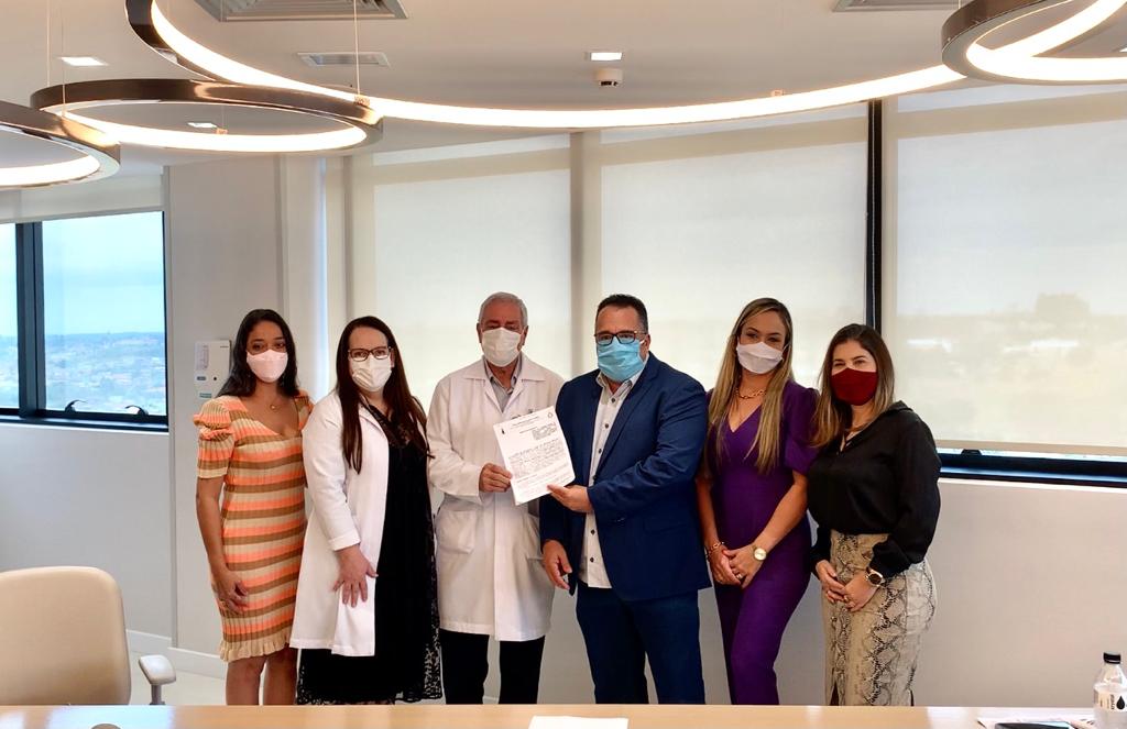 Fascal assina termo de credenciamento com o Hospital Brasília Unidade Águas Claras