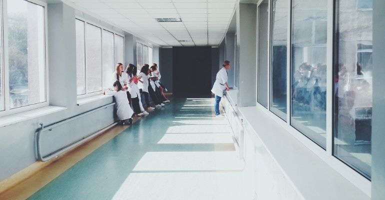 Planos de saúde: desequilíbrio econômico sacrifica médicos, pacientes e demais prestadores