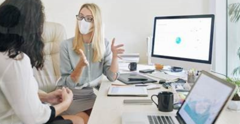 Do cuidado ao paciente ao gerenciamento de suprimentos: os impactos da tecnologia para a gestão da saúde nas pequenas e médias instituições do setor