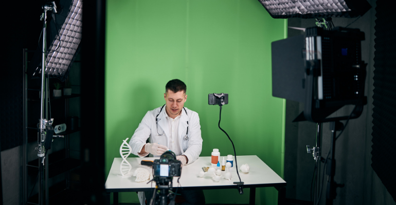 Médicos influenciadores digitais: a exposição nas redes impulsiona negócios?