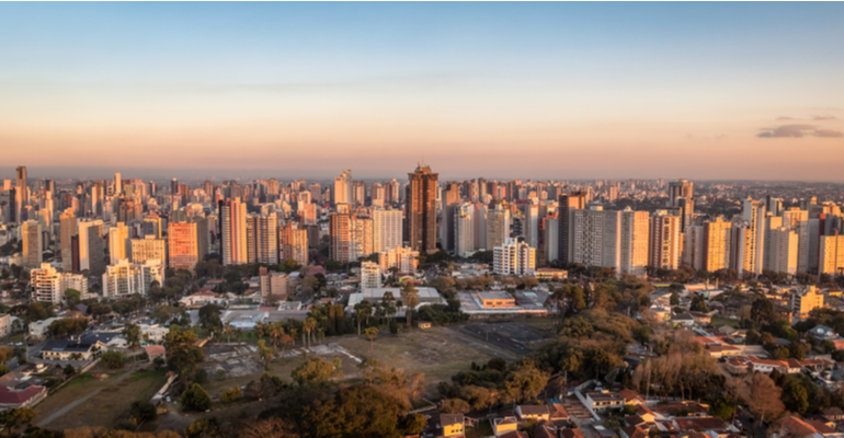 DaVita tratamento renal anuncia chegada à Curitiba
