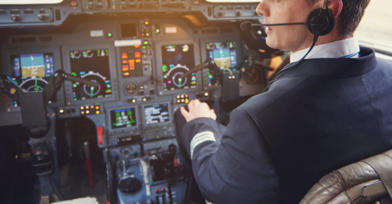 Inovação na saúde: Memed cria funcionalidade inédita com alertas medicamentosos para aeronautas em receita médica digital