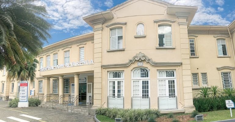 Hospital Dom Alvarenga conquista recertificação de excelência em gestão hospitalar