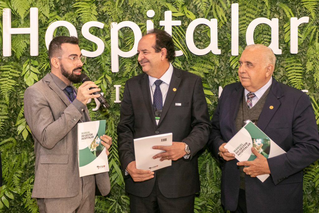 Tríplice lançamento da FBH na Hospitalar reflete o mercado de saúde aquecido