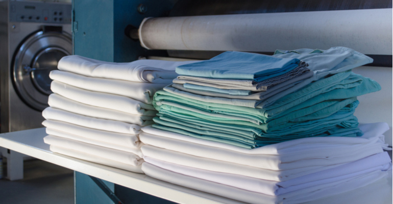 A importância do investimento em tecnologia na gestão, locação e higienização de enxovais e uniformes