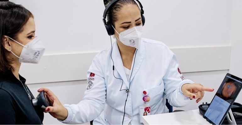 Amparo Saúde oferece consultas com exames a distância no Aeroporto de Brasília