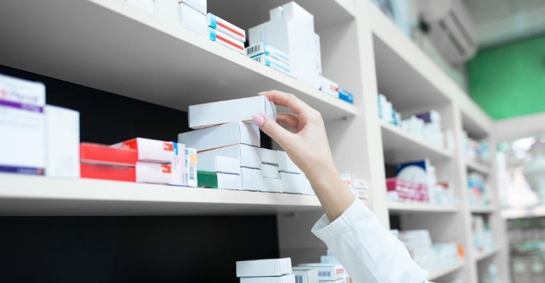 Falta de antibióticos na maioria das cidades brasileiras desafia gestão e tratamento de pacientes com quadros respiratórios