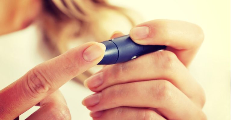 monitoramento de pacientes cronicos laura healthtech.jpg