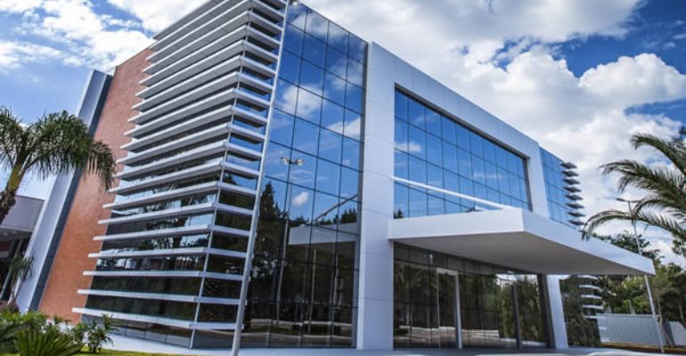 Engeform Engenharia assina contrato para reforma e ampliação do hospital Unimed Sorocaba