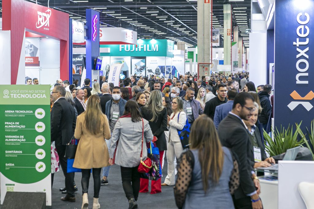 O reencontro presencial do mercado na Hospitalar 2022 marcou a força do setor de saúde