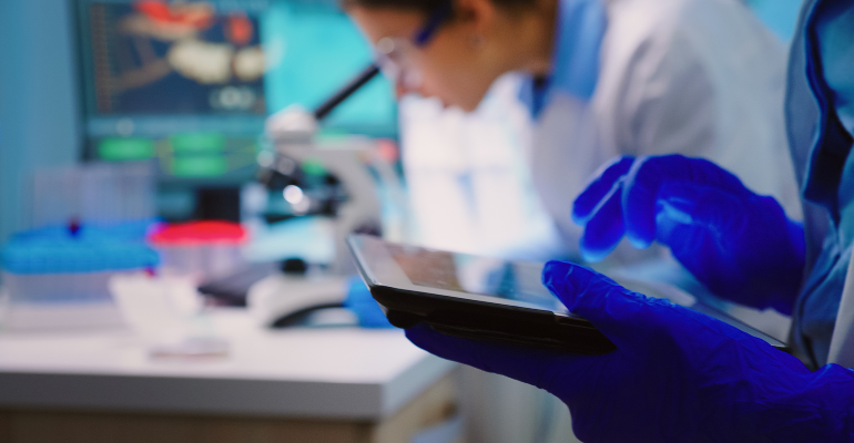 Indústrias Farmacêuticas: tecnologia como estratégia para o alcance de profissionais da saúde