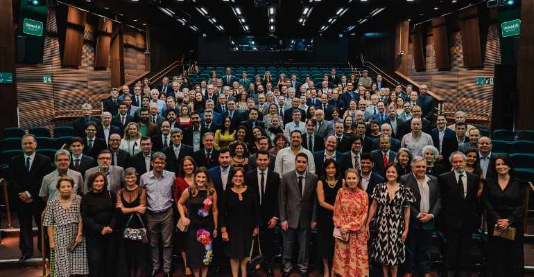 Unimed-BH empossa membros dos Comitês de Especialidades