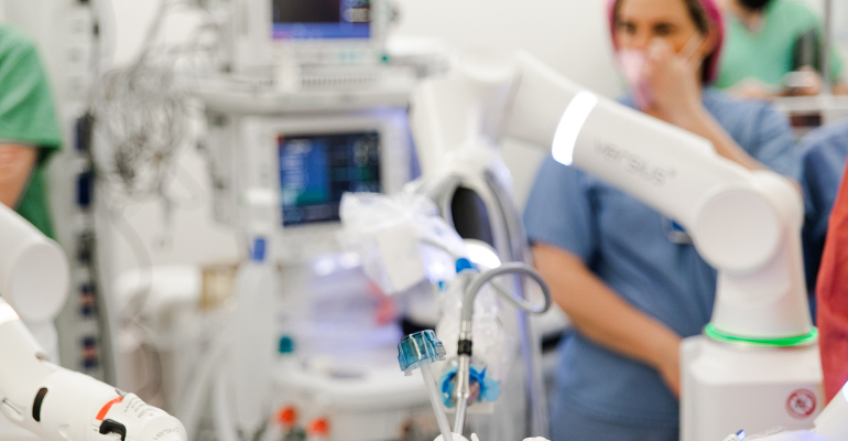 Hospital Moinhos de Vento tem um dos parques robóticos multiplataforma mais diversificados da América Latina