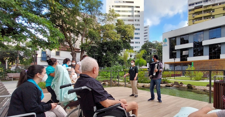 Primeiro hospital de transição de Pernambuco completa um ano de operação