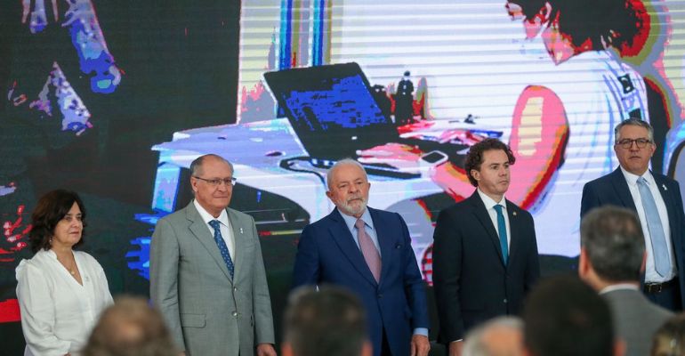 Governo federal libera R$ 1,5 bilhão para Santas Casas