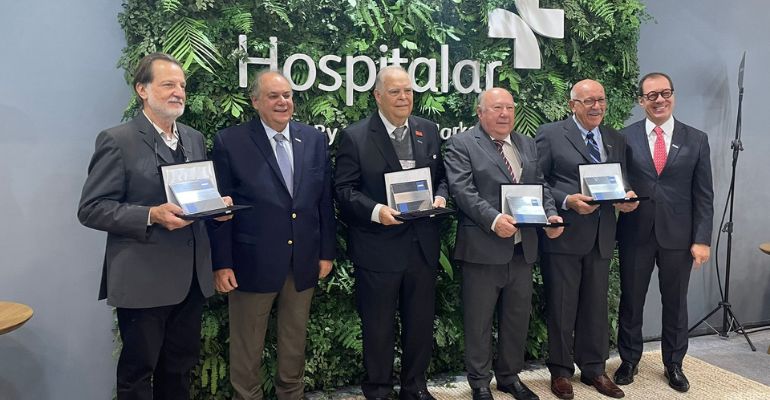 A Hospitalar 2023 foi palco da cerimônia que celebra o novo conselho consultivo vitalício da ABIMO