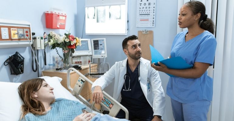 Hospitais públicos de qualidade investem em prevenção de lesões por pressão