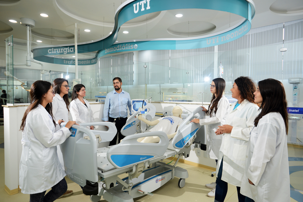 Inatel apresenta soluções em educação tecnológica na área da saúde na Hospitalar 2023