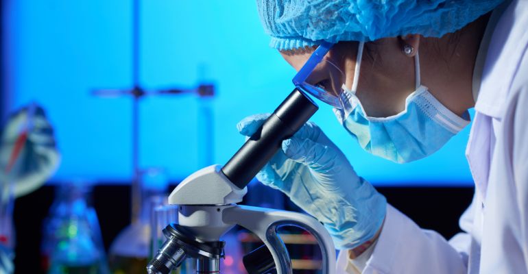 Estudo clínico é lançado no Brasil para avaliar um medicamento experimental para o tratamento de COVID-19