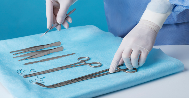 Consumo de produtos médico-hospitalares cresce 10% em junho, mas primeiro semestre acumula saldo negativo