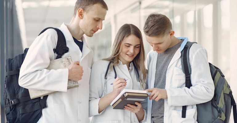 A importância da Saúde Mental na formação dos profissionais de Medicina
