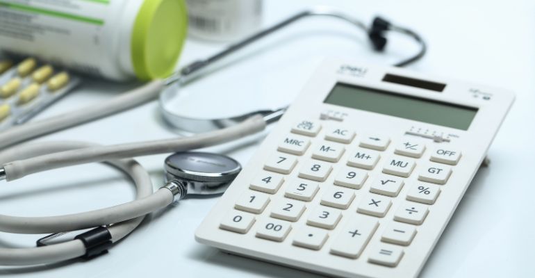 PL da revisão anual da Tabela SUS é aprovado na Câmara, mas hospitais podem ficar sem recursos para cirurgias e tratamentos